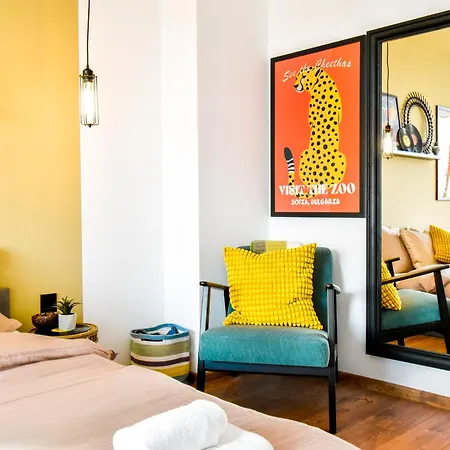 4 Bdr 2 Bth Netflix Panorama Views